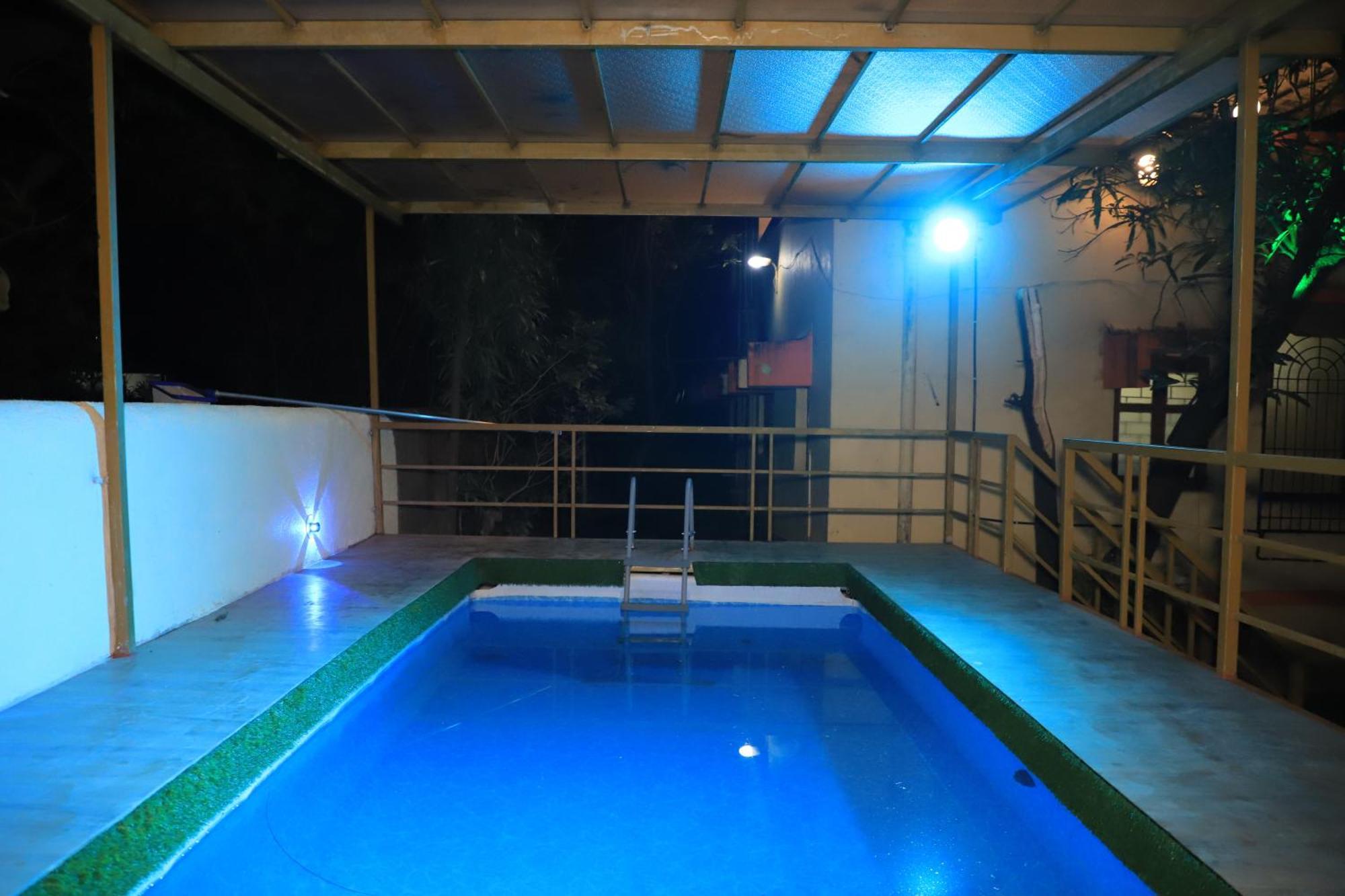 Hemharsh Holiday Home With Pool Karjat Exteriér fotografie